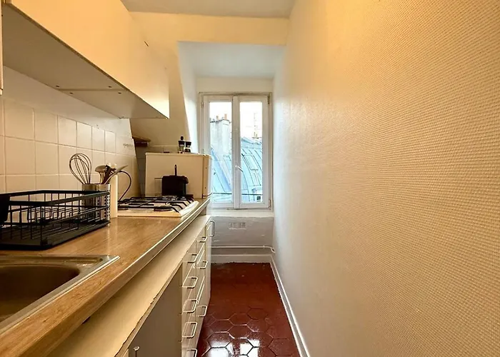 Place De La Republique Апартаменты *